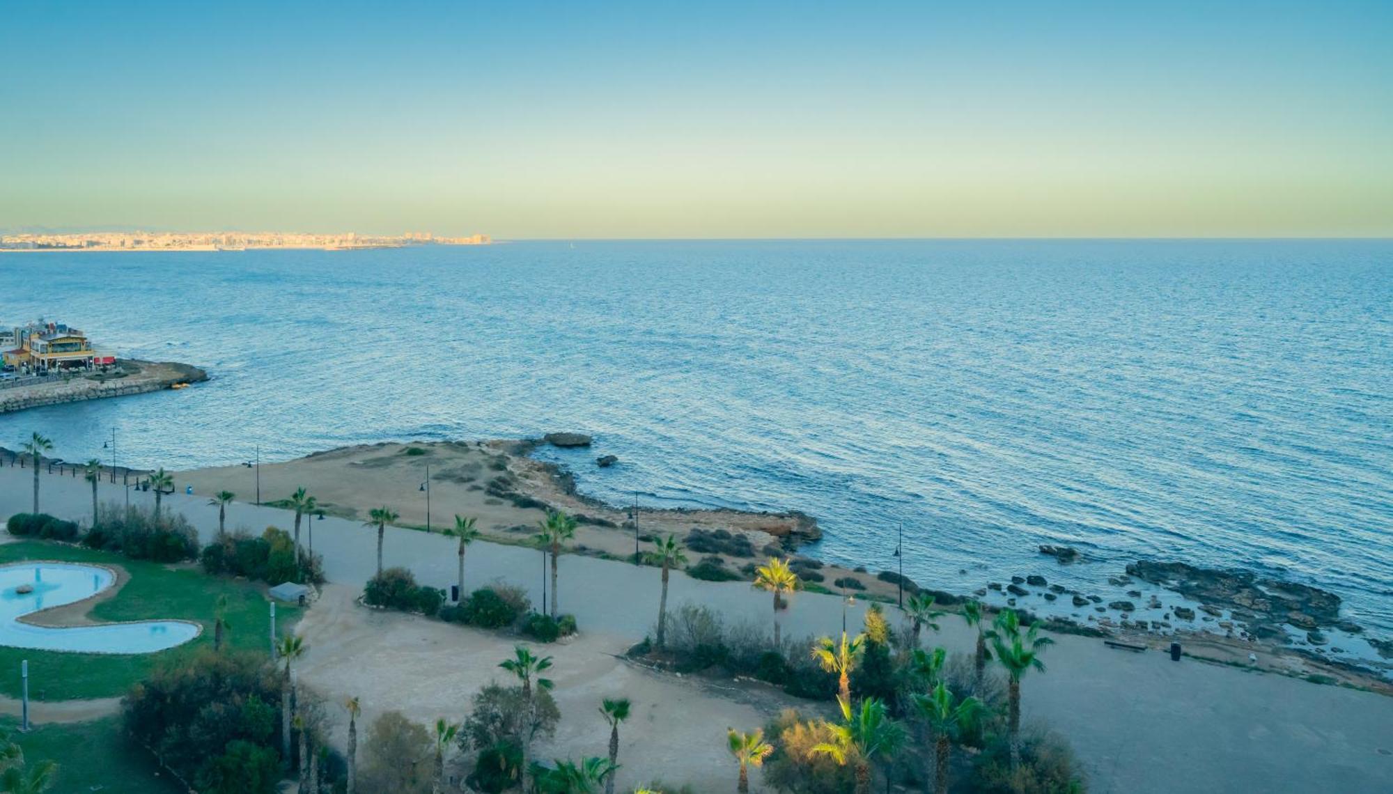 Apartamento Premium Con Jacuzzi Y Vistas Al Mar En Punta Prima, Torrevieja By Rentalole Luaran gambar